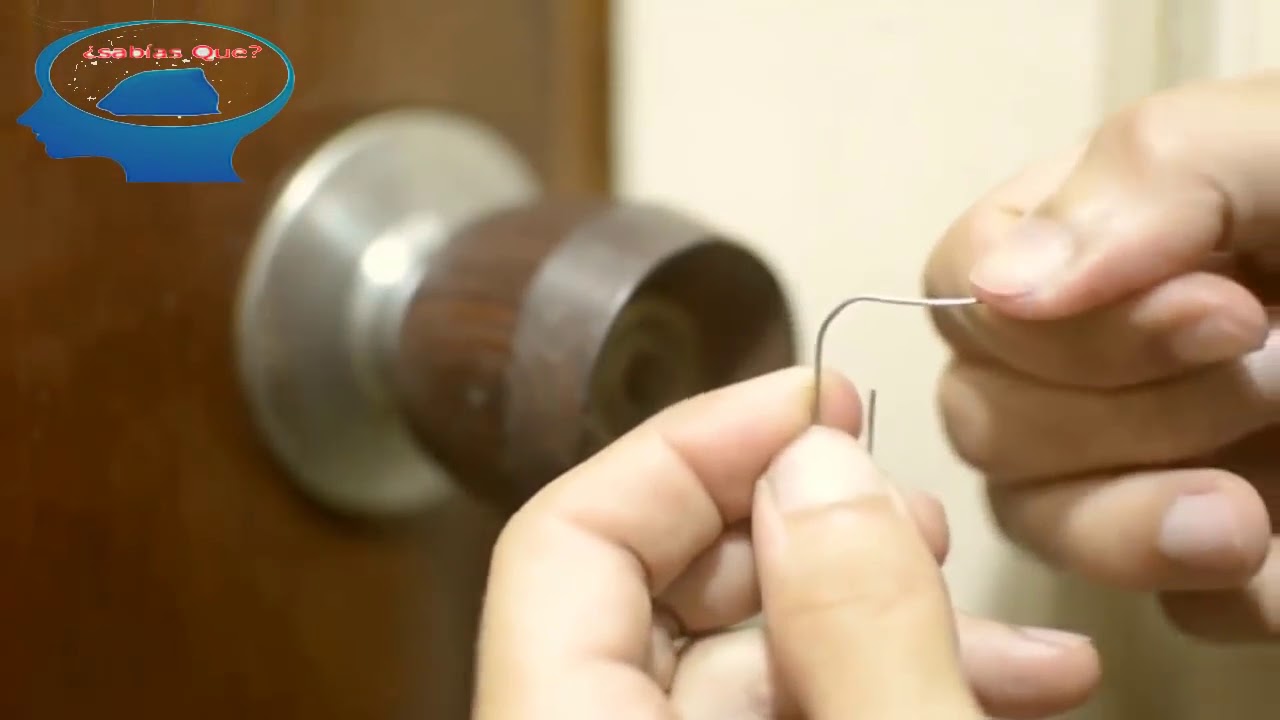 como abrir una puerta cerrada con un clip