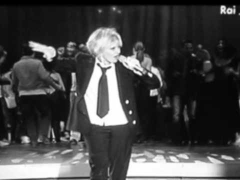 los domingos por la tarde me abandonas