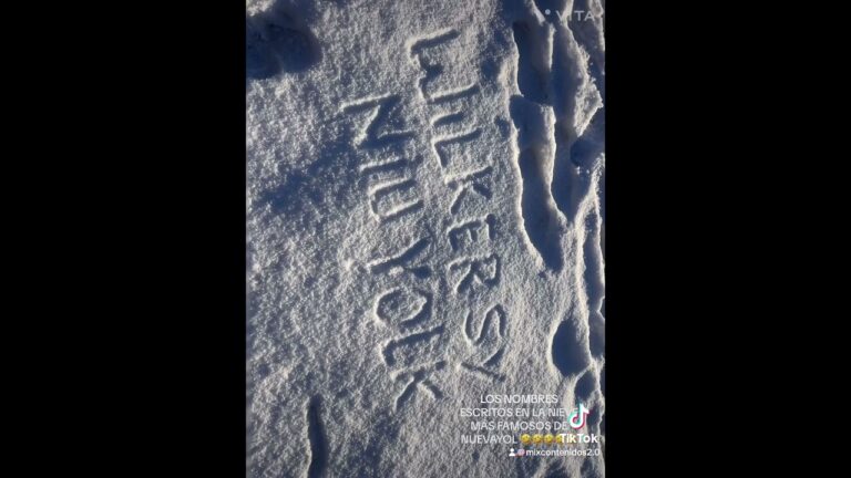 nombres escritos en la nieve