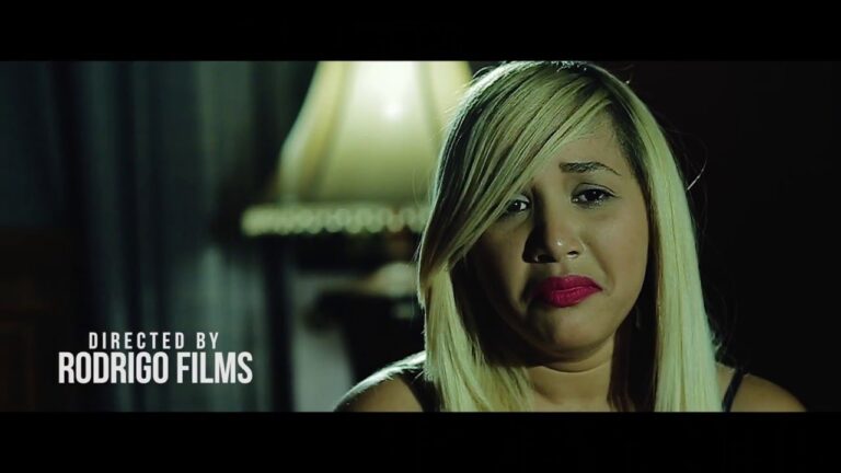 porque te cela tanto nose te llama mucho demasiado