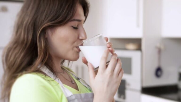 que significa soñar con leche de vaca